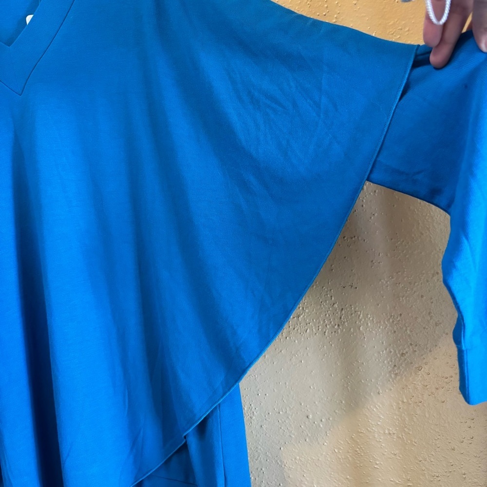 Soft Surroundings Blue Asymmetrical V-Neck Tunic Top Long Sleeve NEW - Picture 6 of 9